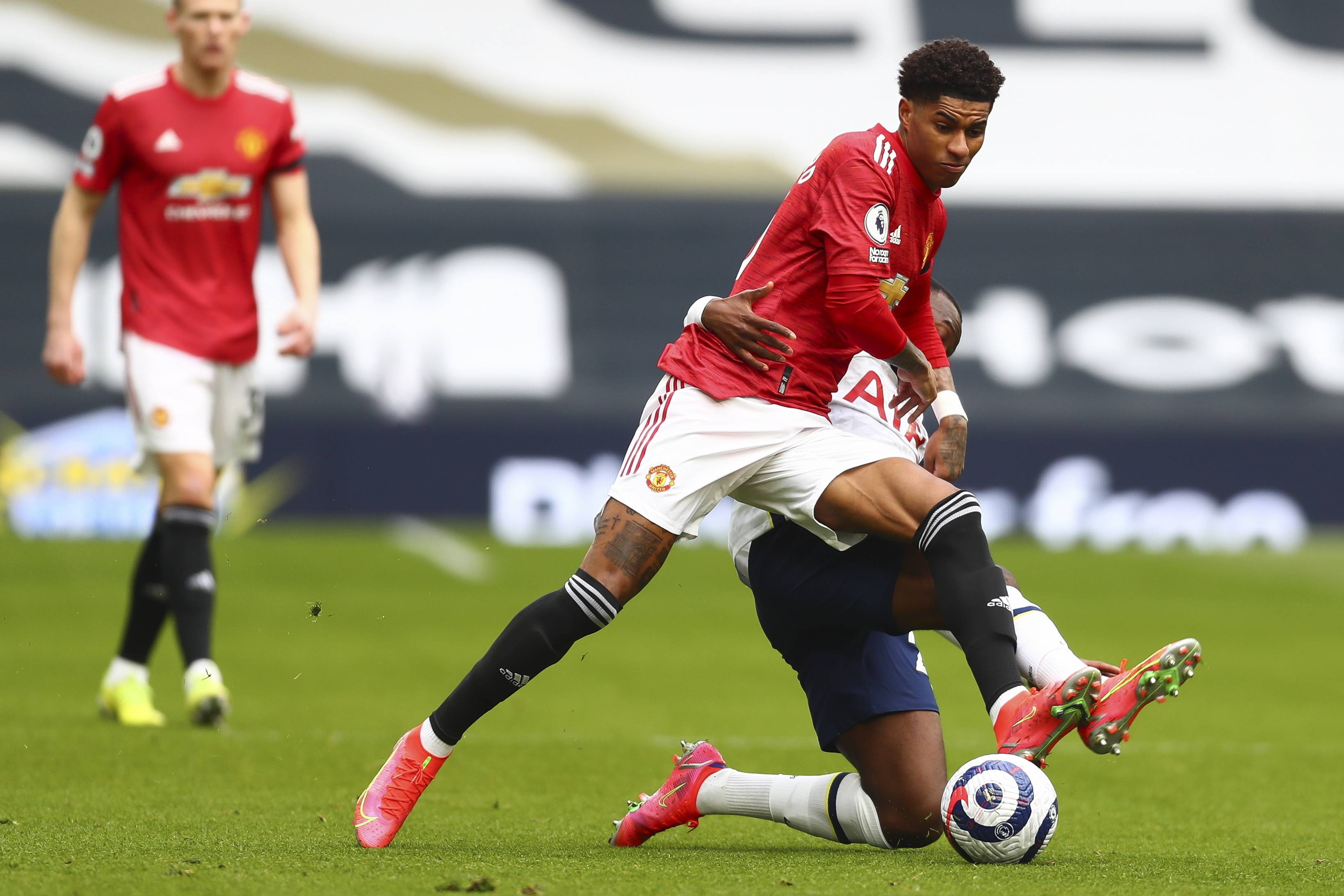 引了球迷的 引了球迷的