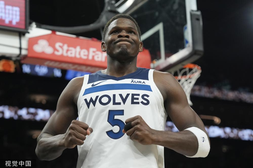 他的到来为 他的到来为